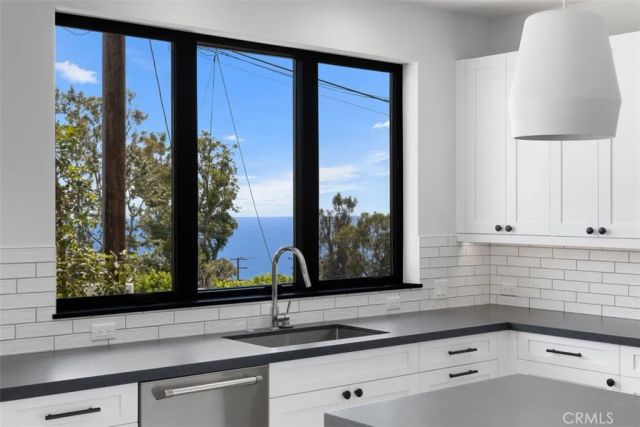 21552 Treetop Lane, Laguna Beach, CA 92651