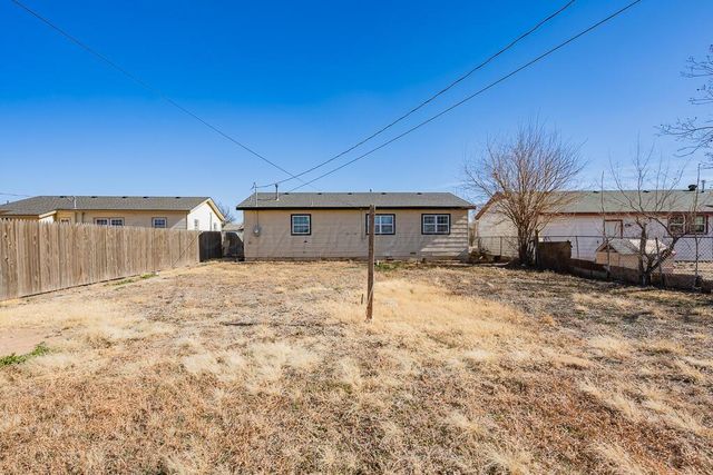 2011 N HIGHLAND Street, Amarillo, TX 79107
