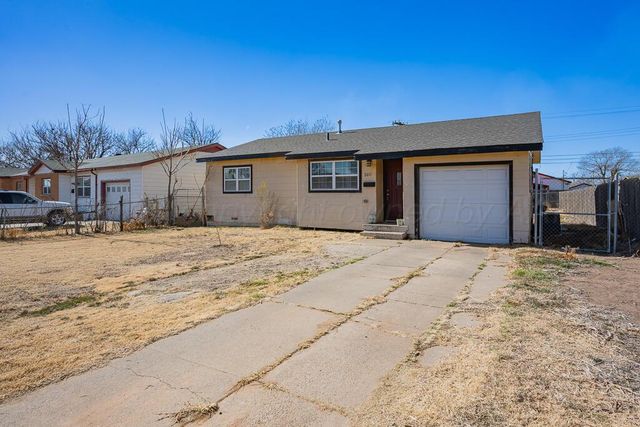 2011 N HIGHLAND Street, Amarillo, TX 79107