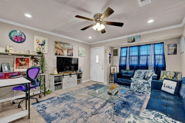 2011 N HIGHLAND Street, Amarillo, TX 79107