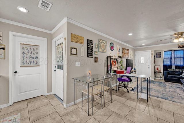 2011 N HIGHLAND Street, Amarillo, TX 79107