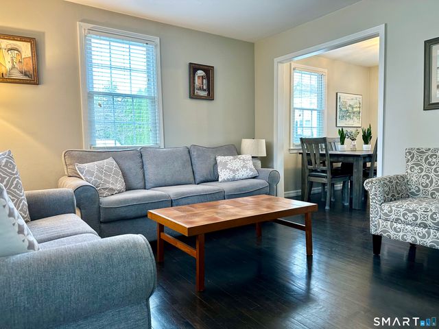 198 Sylvan Knoll Road, Stamford, CT 06902