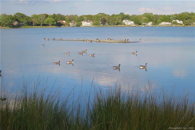 198 Sylvan Knoll Road, Stamford, CT 06902