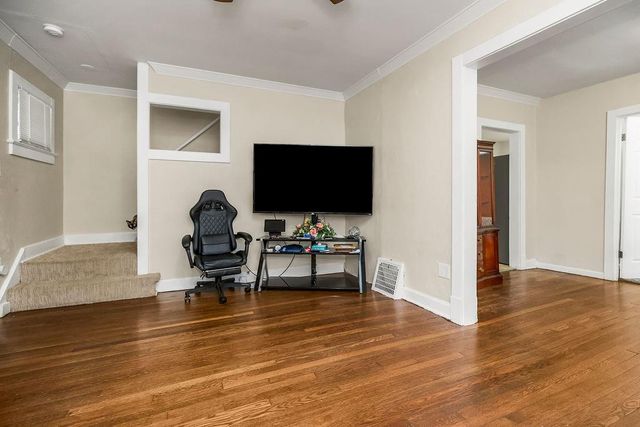 3307 Agnes Avenue, Kansas City, MO 64128