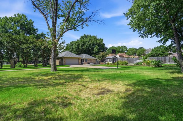 1362 Cross Timber Drive, Southlake, TX 76092
