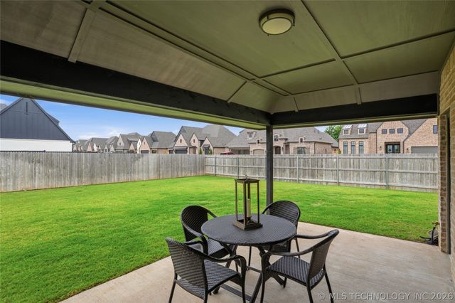 5804 E 127th Street S, Bixby, OK 74008