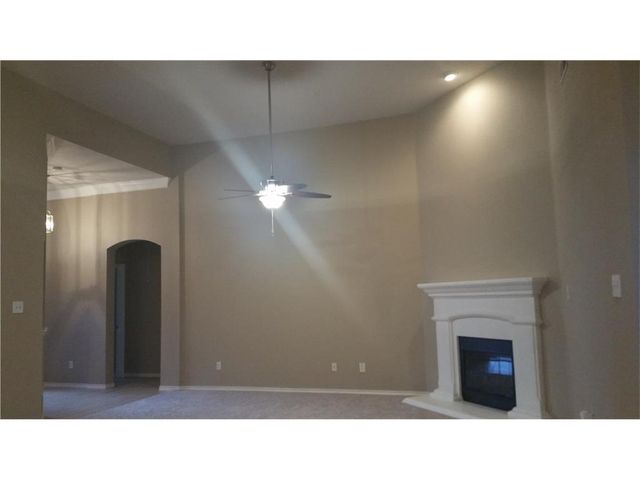 4105 Claymore Lane, Fort Worth, TX 76244