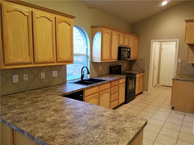 4105 Claymore Lane, Fort Worth, TX 76244