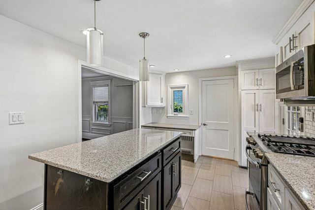 155 Auburndale Ave, Newton, MA 02465