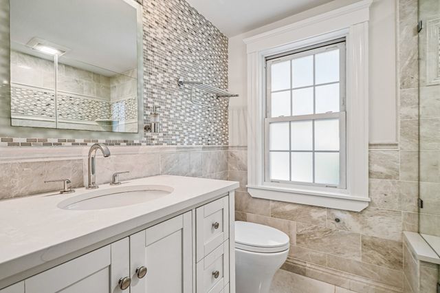 155 Auburndale Ave, Newton, MA 02465
