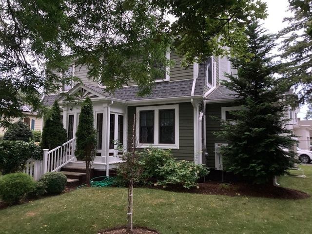 155 Auburndale Ave, Newton, MA 02465