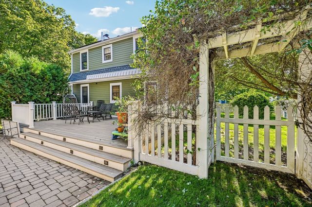 155 Auburndale Ave, Newton, MA 02465