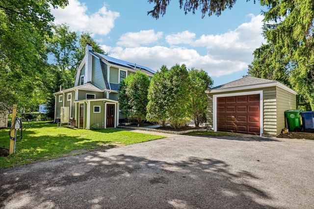 155 Auburndale Ave, Newton, MA 02465