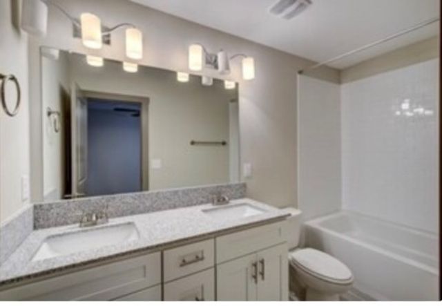 605 Bristol Creek Dr, Nashville, TN 37221