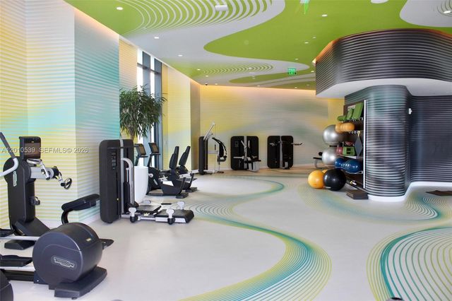 501 NE 31st St 2705, Miami, FL 33137