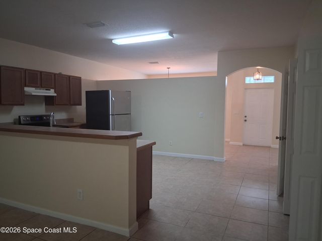 820 Tedder Road SE, Palm Bay, FL 32909