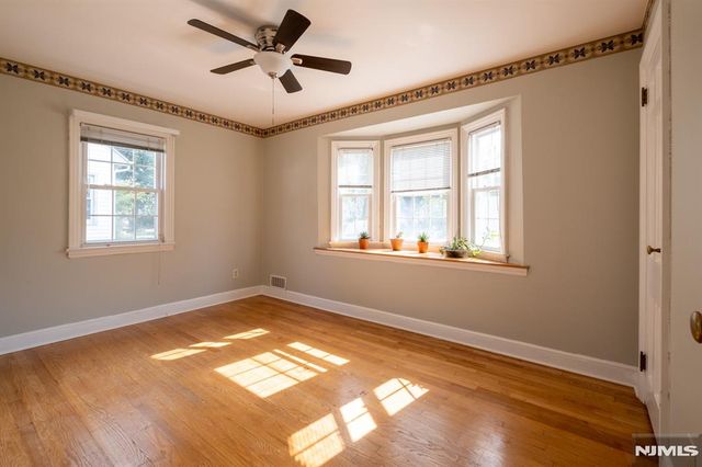 238 Emmett Place, Ridgewood, NJ 07450