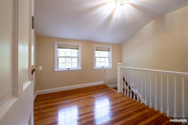238 Emmett Place, Ridgewood, NJ 07450
