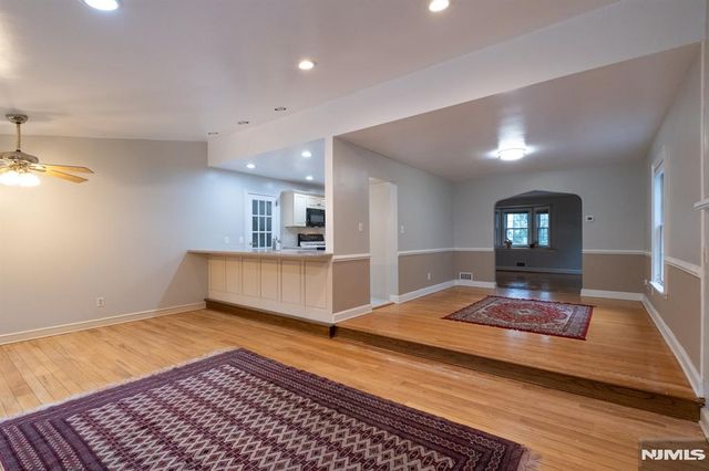 238 Emmett Place, Ridgewood, NJ 07450