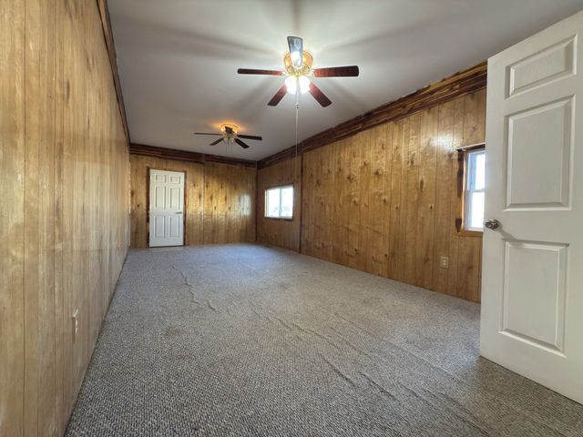 2000 Myers Cove Rd, Mcminnville, TN 37110