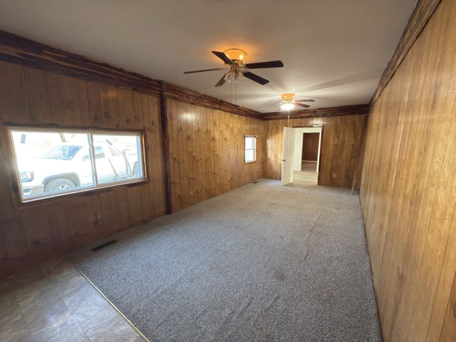 2000 Myers Cove Rd, Mcminnville, TN 37110