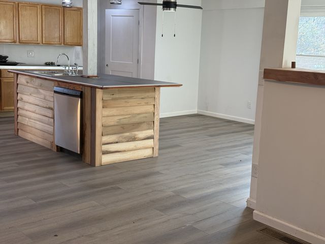 2000 Myers Cove Rd, Mcminnville, TN 37110