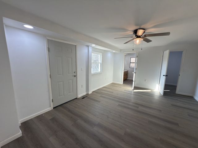 2000 Myers Cove Rd, Mcminnville, TN 37110