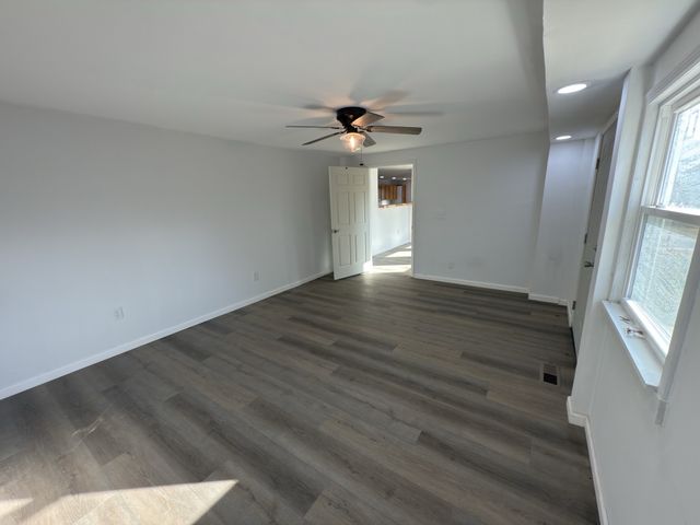 2000 Myers Cove Rd, Mcminnville, TN 37110