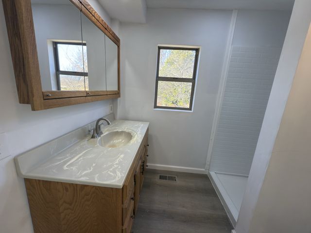 2000 Myers Cove Rd, Mcminnville, TN 37110