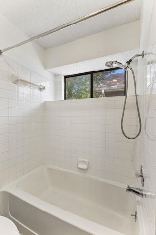 2411 Dowd LN, Austin, TX 78728
