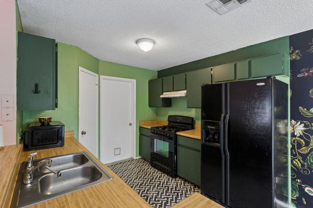 2411 Dowd LN, Austin, TX 78728