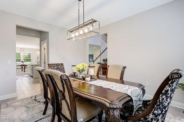 295 MORNING MIST Lane, St. Johns, FL 32259