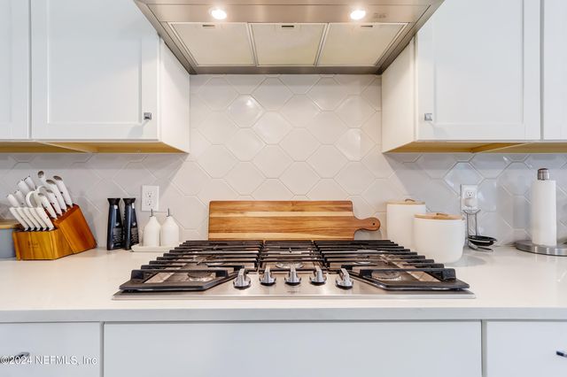 295 MORNING MIST Lane, St. Johns, FL 32259