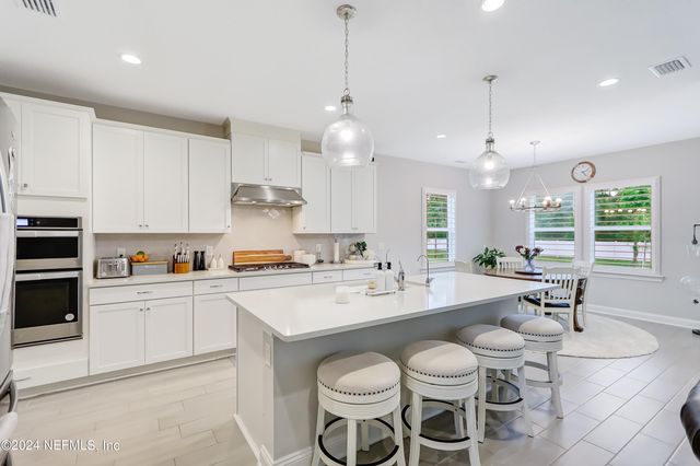 295 MORNING MIST Lane, St. Johns, FL 32259