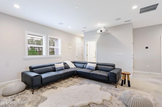 295 MORNING MIST Lane, St. Johns, FL 32259