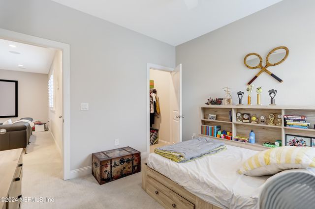 295 MORNING MIST Lane, St. Johns, FL 32259