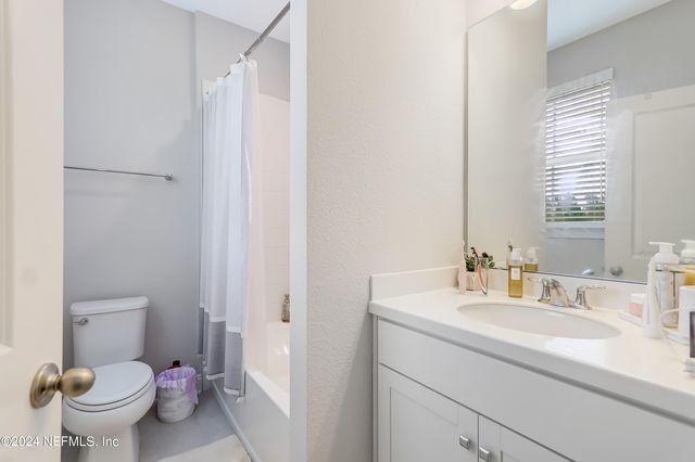 295 MORNING MIST Lane, St. Johns, FL 32259