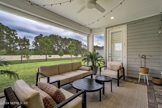 295 MORNING MIST Lane, St. Johns, FL 32259