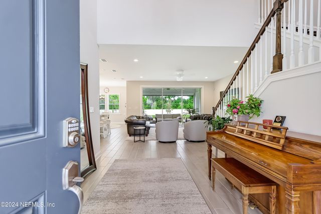 295 MORNING MIST Lane, St. Johns, FL 32259