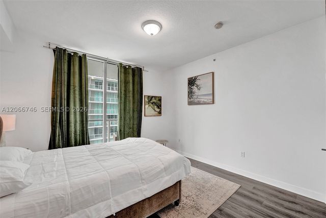 79 SW 12th St 3608-S, Miami, FL 33130