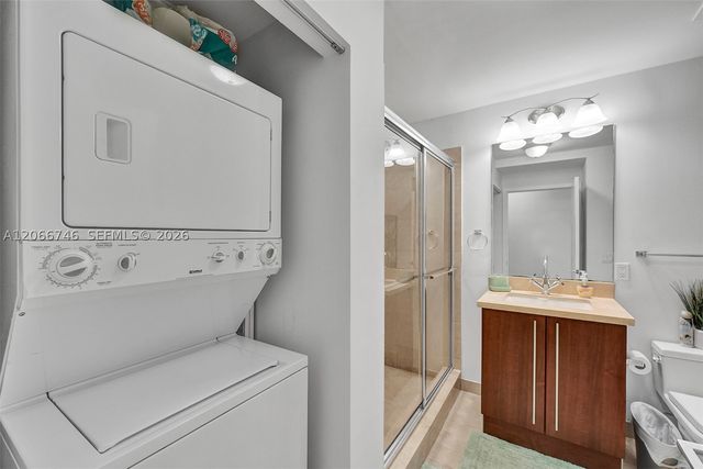 79 SW 12th St 3608-S, Miami, FL 33130