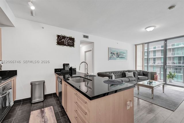 79 SW 12th St 3608-S, Miami, FL 33130