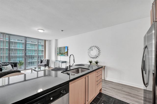79 SW 12th St 3608-S, Miami, FL 33130