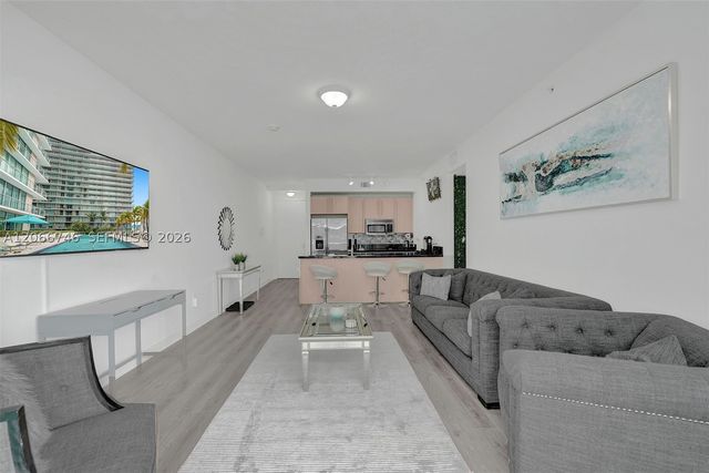 79 SW 12th St 3608-S, Miami, FL 33130