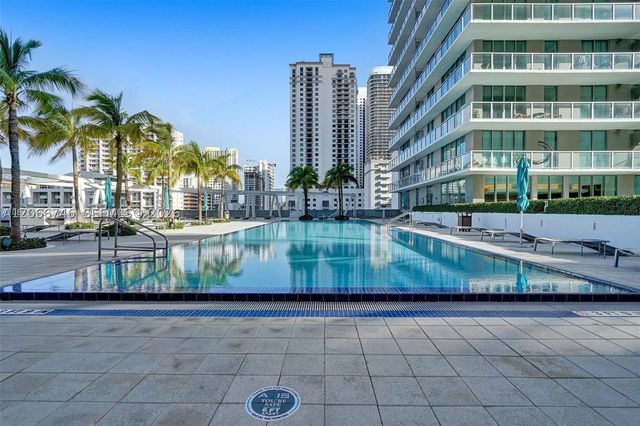 79 SW 12th St 3608-S, Miami, FL 33130