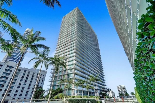 79 SW 12th St 3608-S, Miami, FL 33130