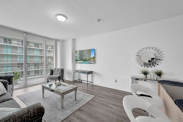 79 SW 12th St 3608-S, Miami, FL 33130