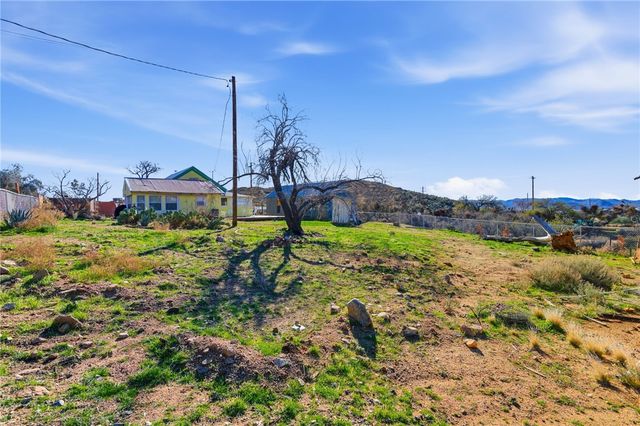 5015 W Tennessee Avenue, Chloride, AZ 86431