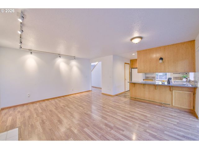 1315 Ne ZACHARY St, Hillsboro, OR 97124