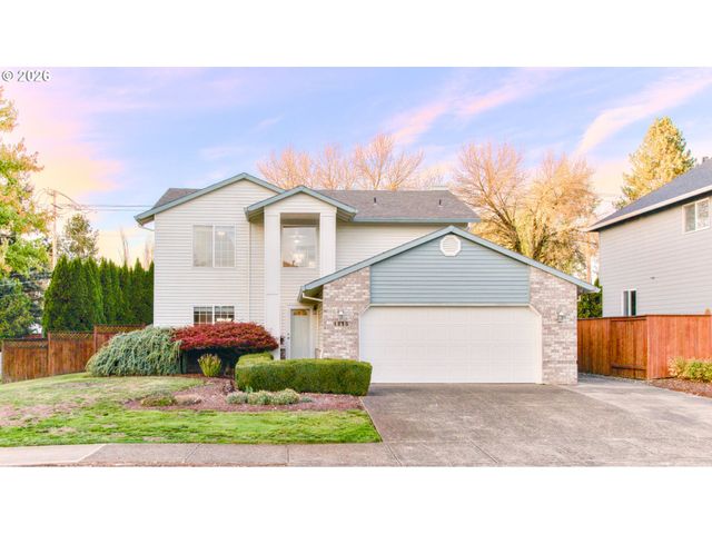 1315 Ne ZACHARY St, Hillsboro, OR 97124